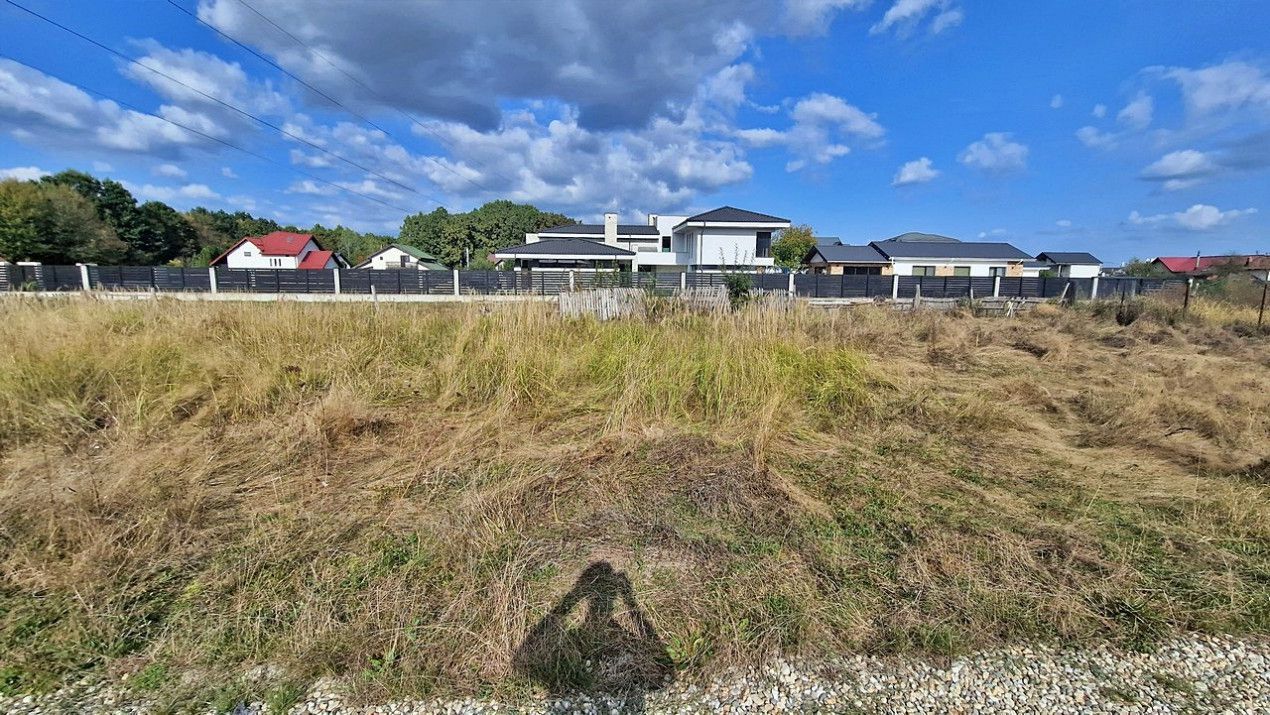 Vanzare teren strada Balotesti, langa padure, toate utilitatile - Poză 4