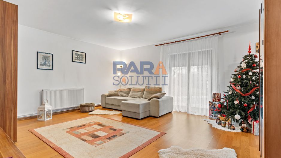 Casă cu 3 dormitoare și 2600 mp teren - Poză 4