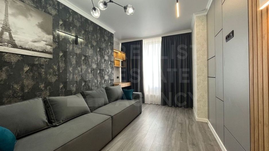Chirie,  apartament 1 cameră + living, str. Avram Iancu, Centru - Poză 2