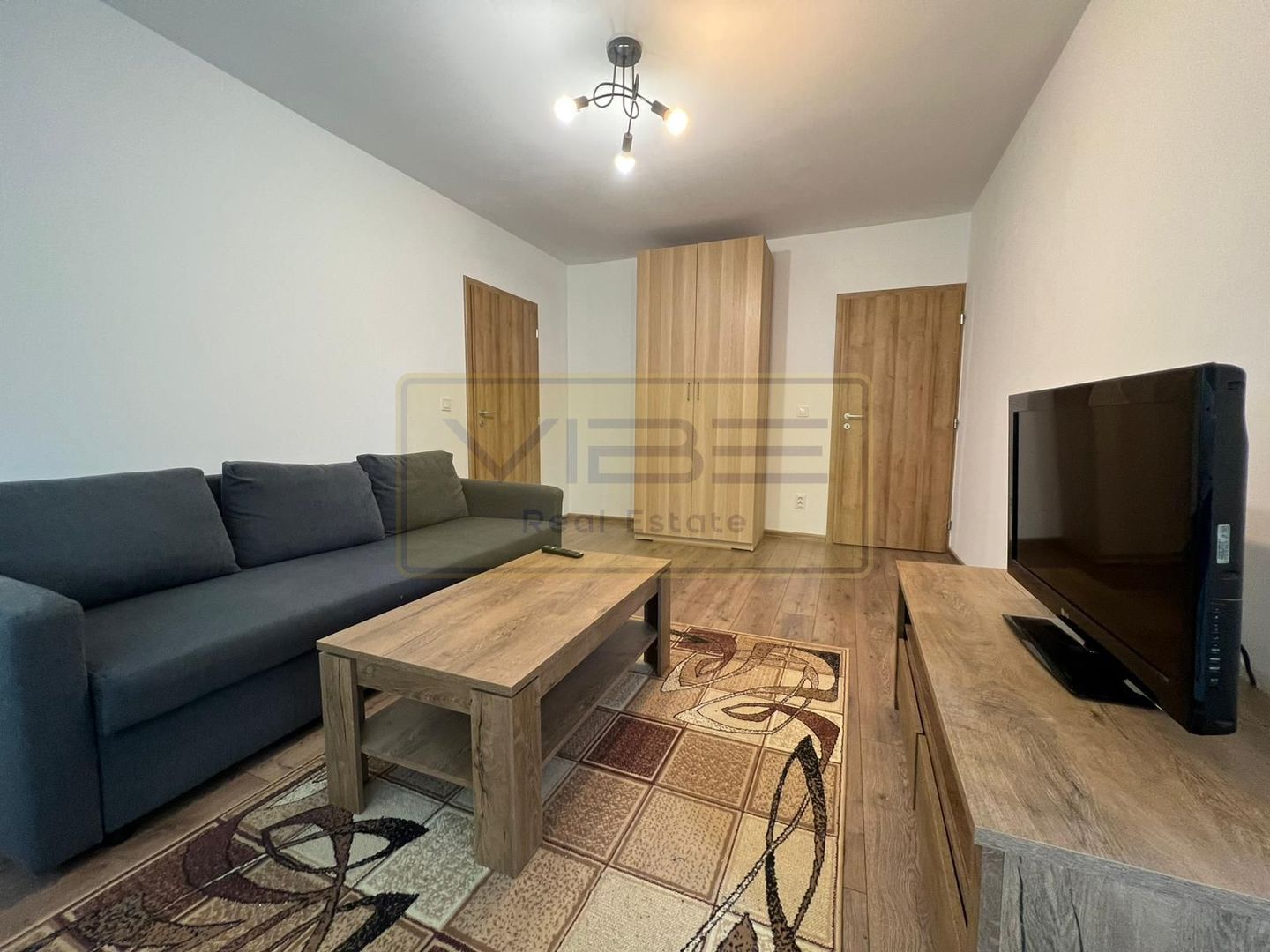 Apartament 2 dormitoare + living Podu Ros - Poză 1