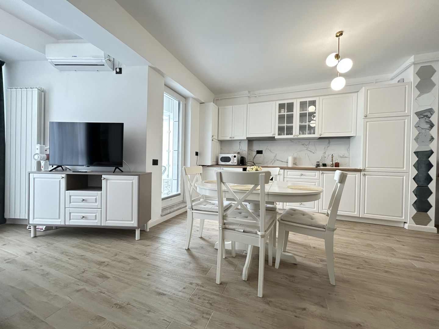 Studio cu vedere frontala la mare | Alezzi Infinity | loc parcare - Poză 4