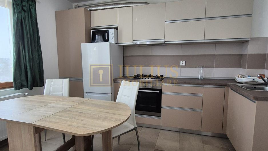 1 camera, Complex Toronto langa Vox sis Ring - Poză 4