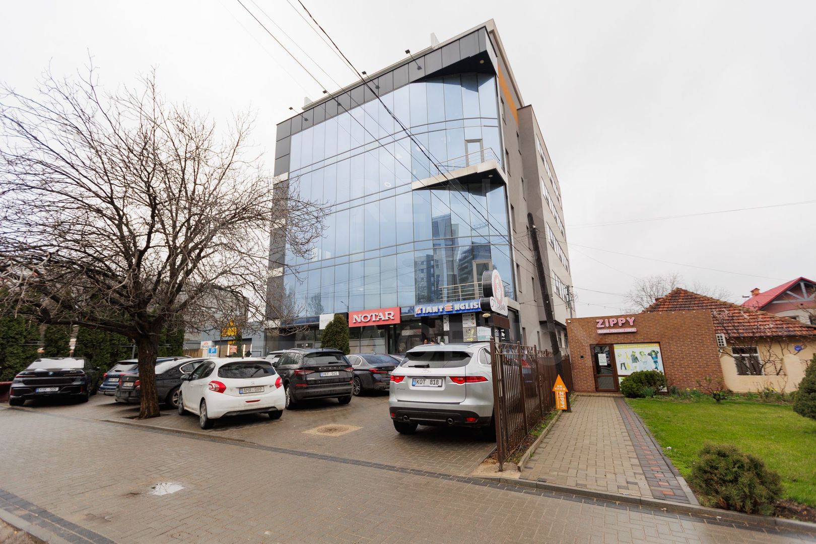 Chirie, spațiu de birouri, 400 mp, bd. Alba Iulia, Buiucani - Poză 1