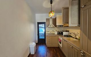 Vilă cu 7 camere în Faleză Nord – acces din 2 străzi/parcare în curte - Poză 7