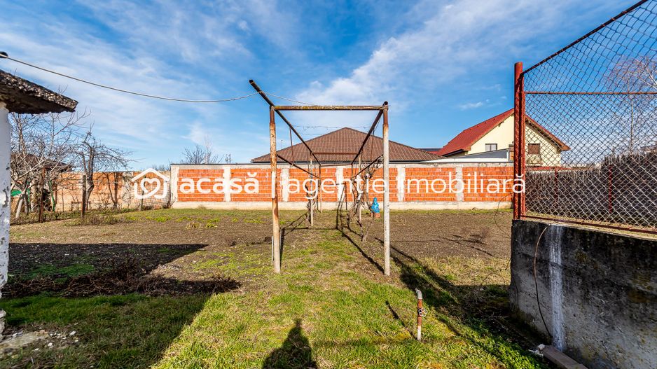 VÂNDUT! Casă cu teren 846 mp Micalaca, Strada Lipovei. - Poză 3