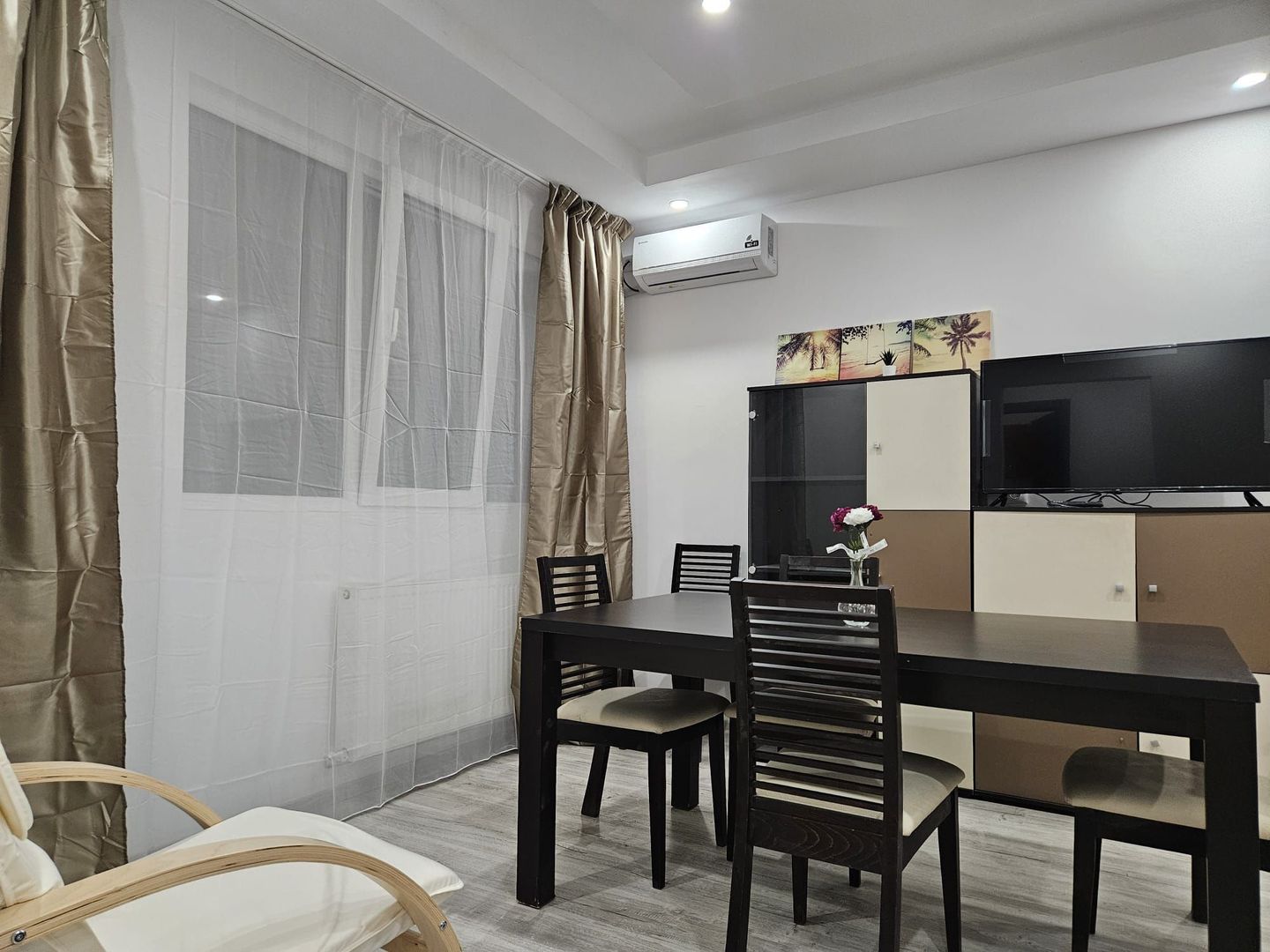 Domenii 1/7, renovat 2024, mobilat, utilat, totul nou - Poză 4