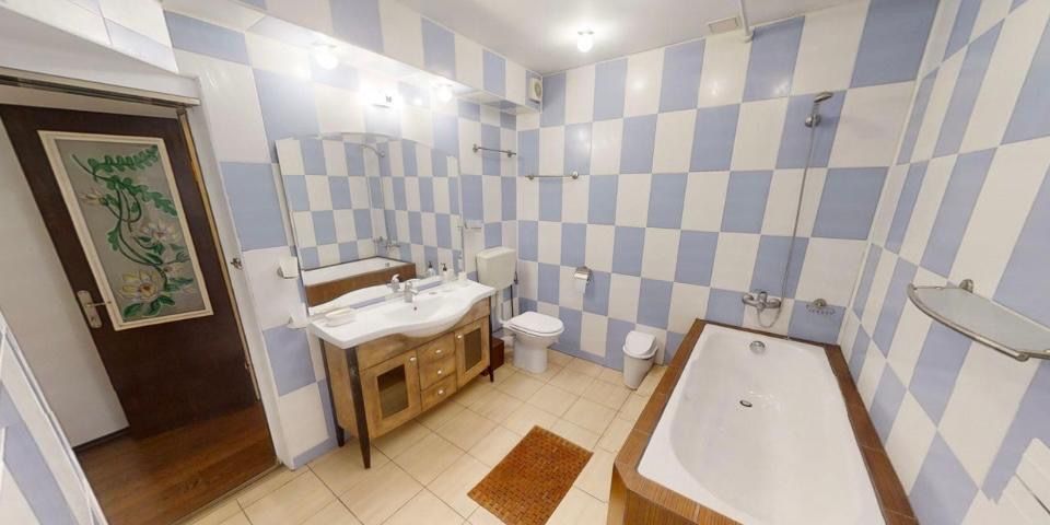 Ion Neculce | Apartament 5 camere în vilă monument - Poză 76