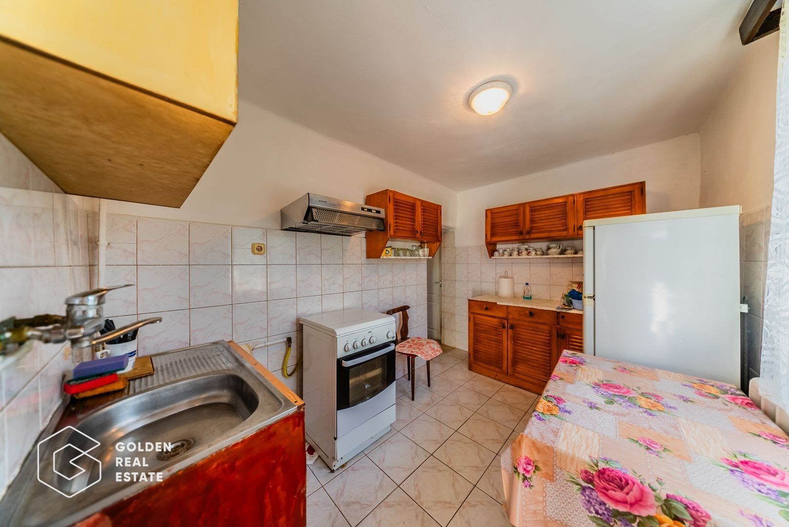 Casa cu teren 720 mp, caramida, str Dunarii (Gai) - Poză 8