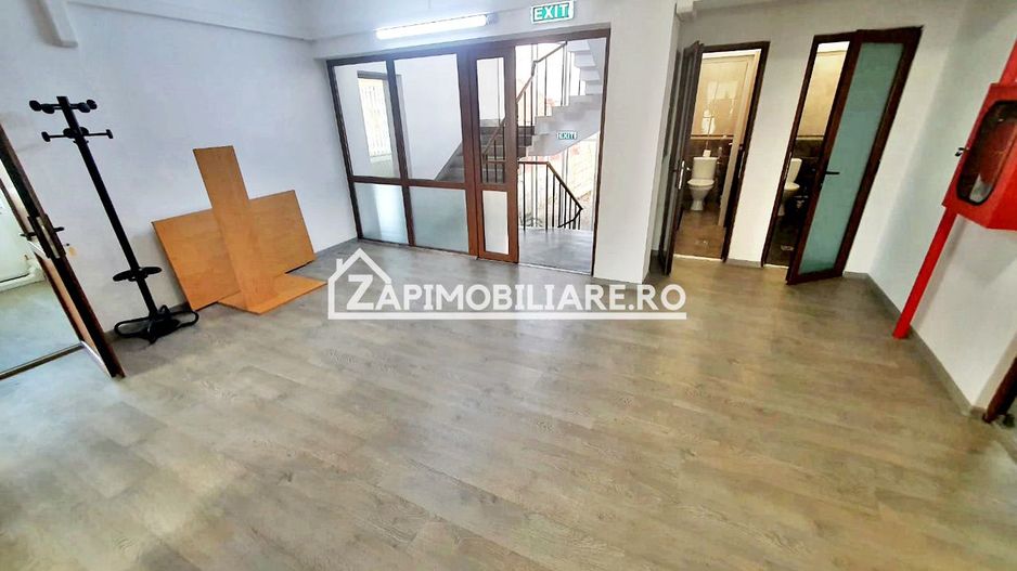 Spatii birouri,recent renovate si mobilate - Poză 4