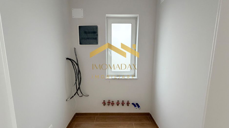 Bucovăț-Duplex 4 Camere-La Cheie - Poză 7