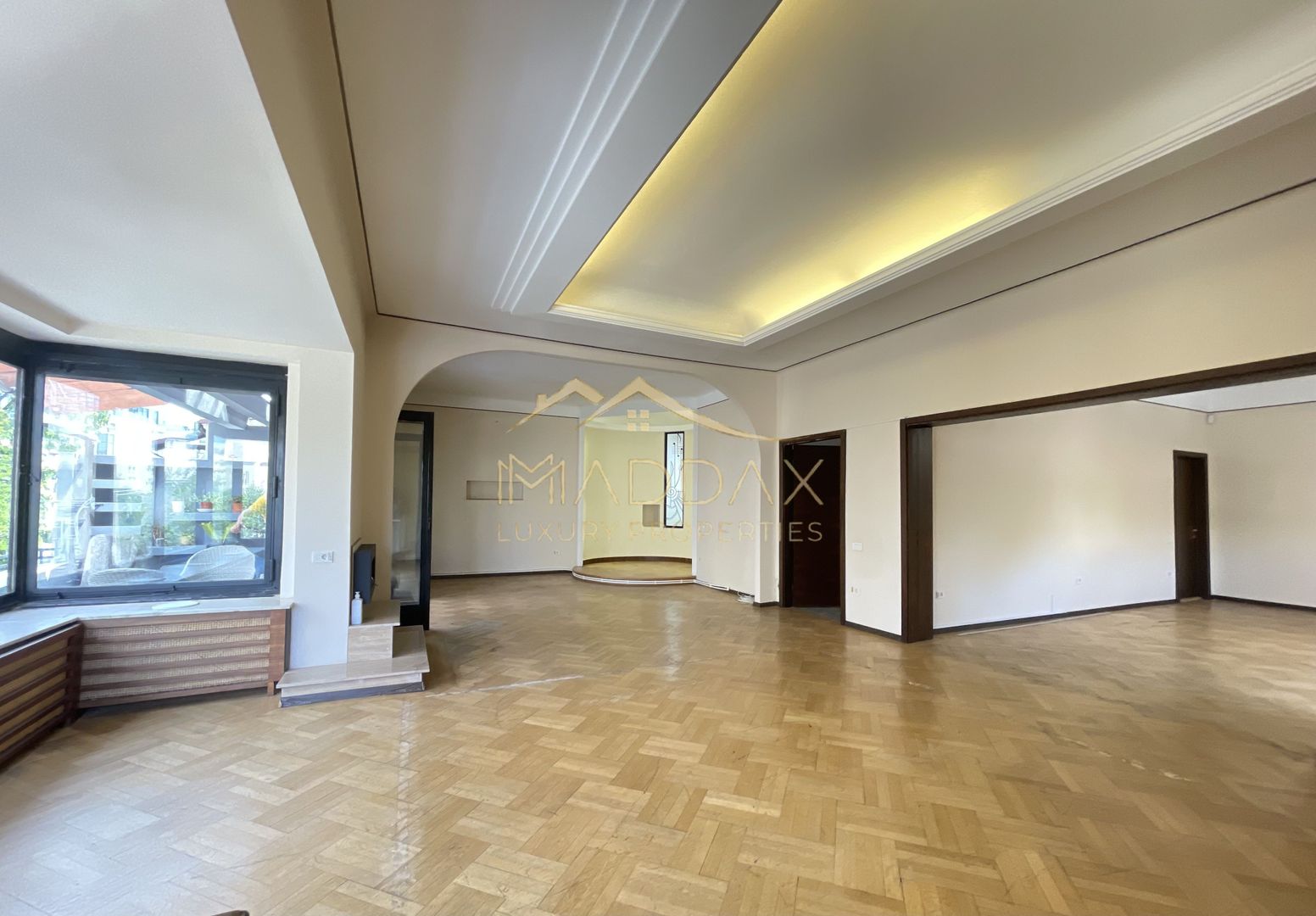Resedinta interbelica premium **5 camere**252 MP***//Lascar Catargiu - Poză 1