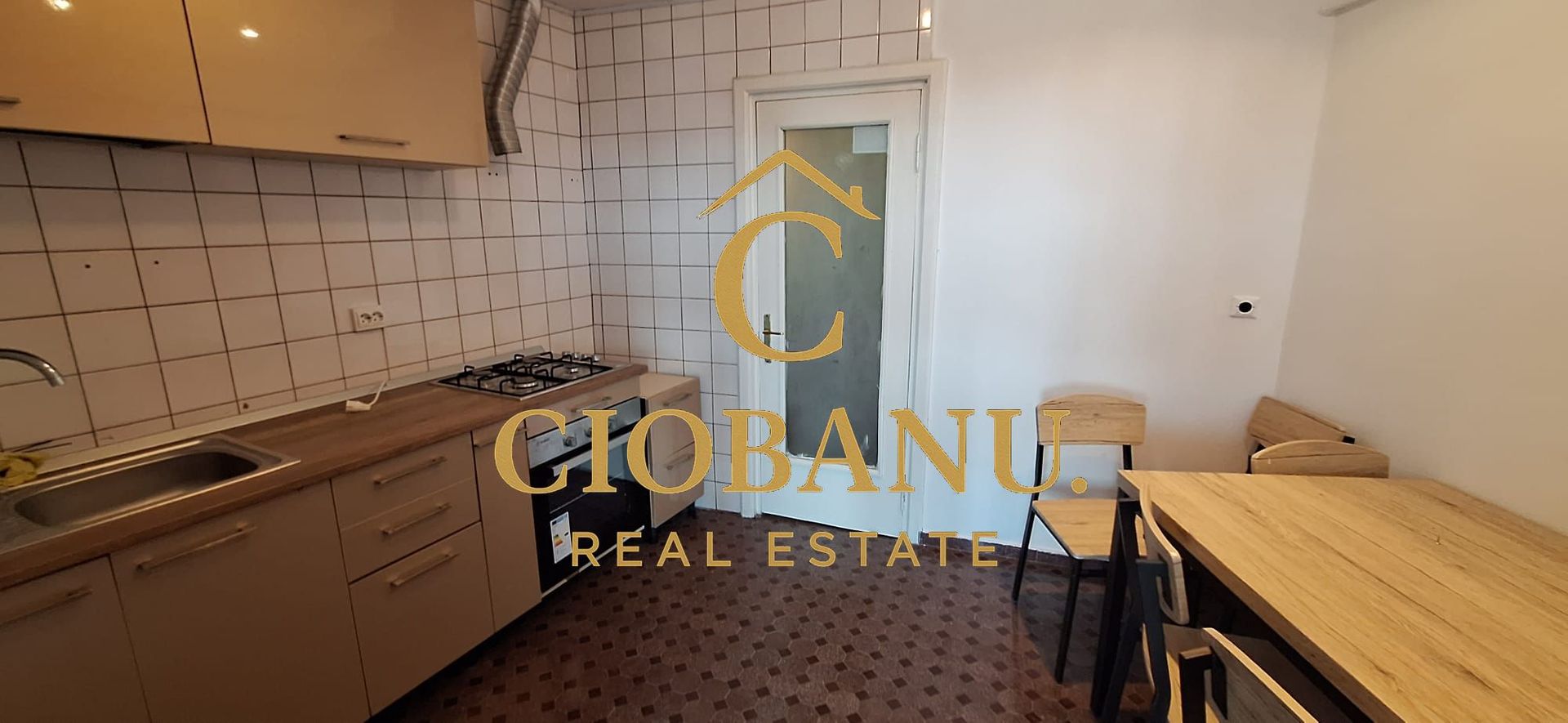 Apartament de inchiriat zona Calea Bucuresti-Piata Mare - Poză 4