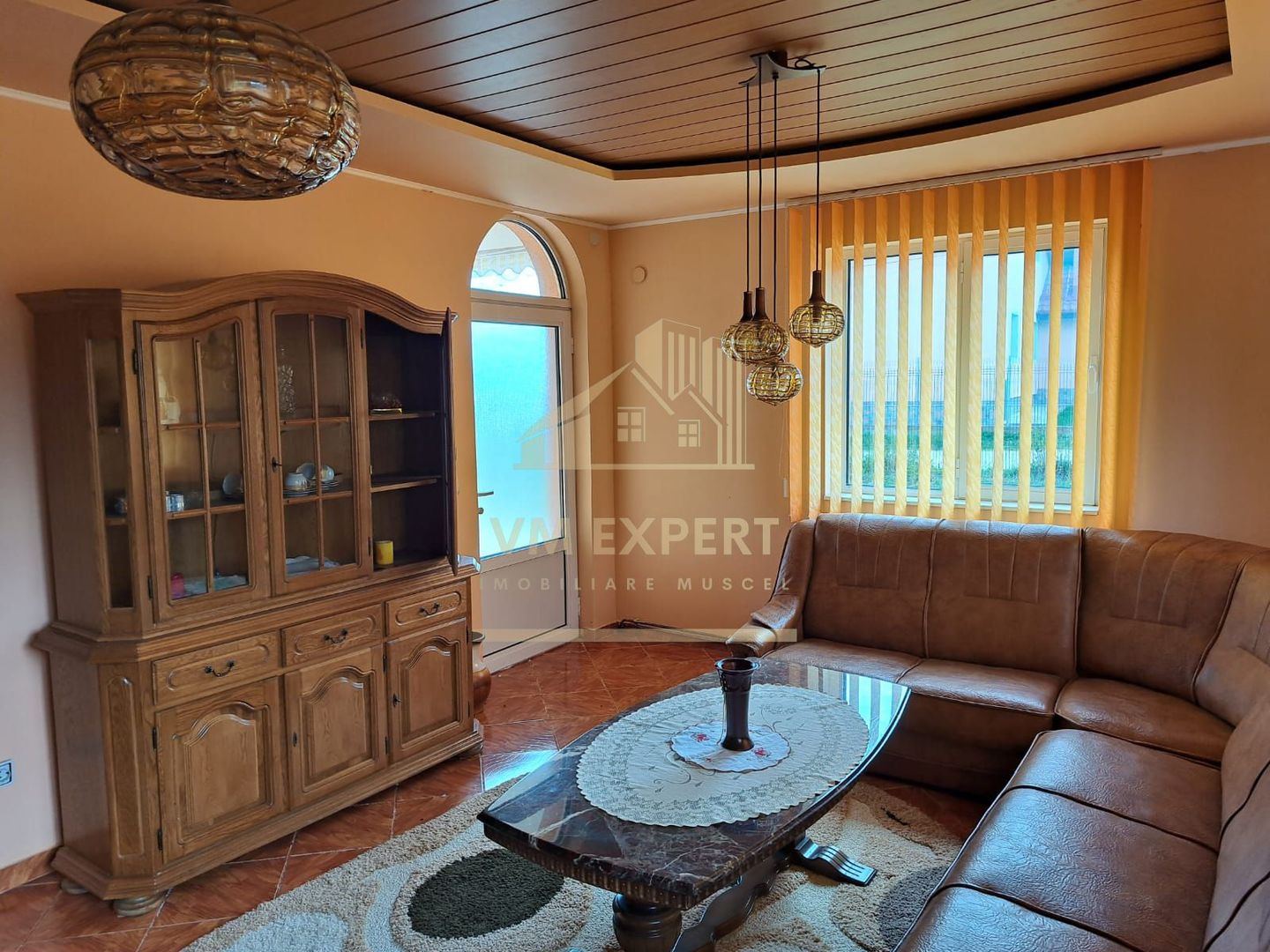 VILA 8 CAMERE, TEREN 1500 MP, BUGHEA DE SUS, ARGES - Poză 10