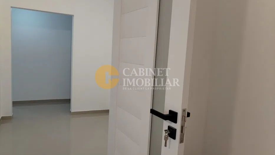 2 Camere Decomandat- Renovat- Rond Zimbru - Poză 3
