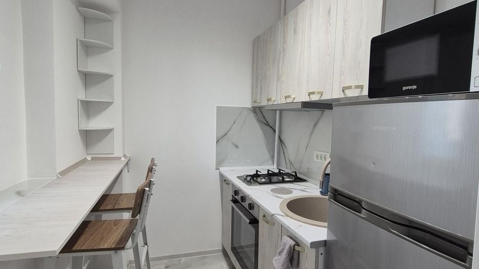 GASONIERA PANDURI, LOC DE PARCARE, MOBILAT/UTILAT,METROU 5 MINUTE - Poză 7