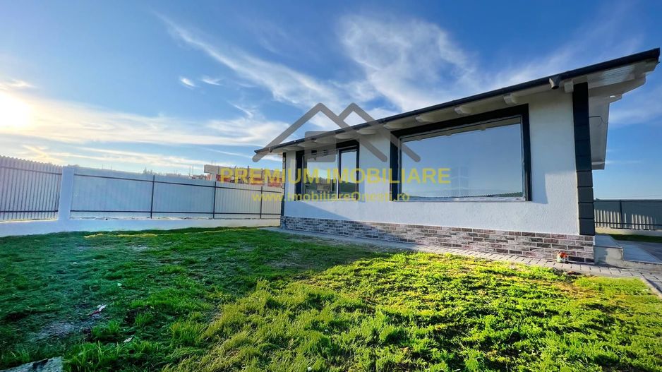 Casa Individuala de Vanzare  - Constructie noua - Poză 2