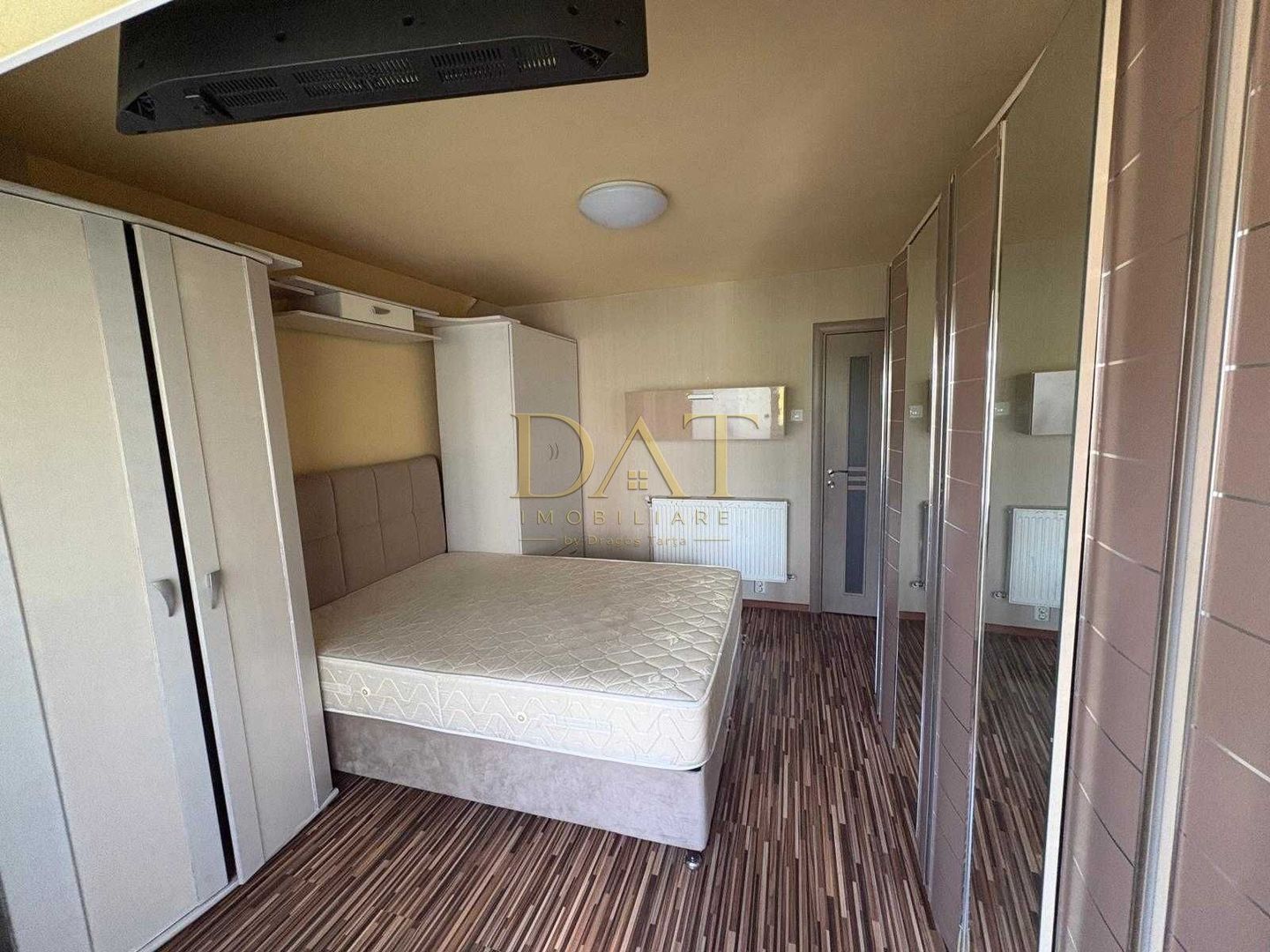 Apartament 3 camere | decomandat | Parcare inclusă | Între Lacuri - Poză 2