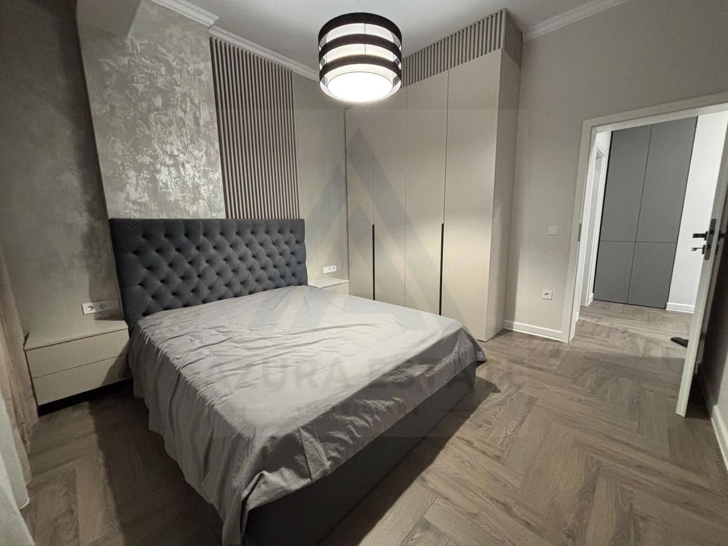 Apartament premium 3 camere prima închiriere balcon 9 mp C. Cisnadiei - Poză 8