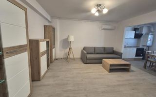 Prima inchirere- 2 camere Hils Republica, pet friendly, parcare optionala - Poză 1