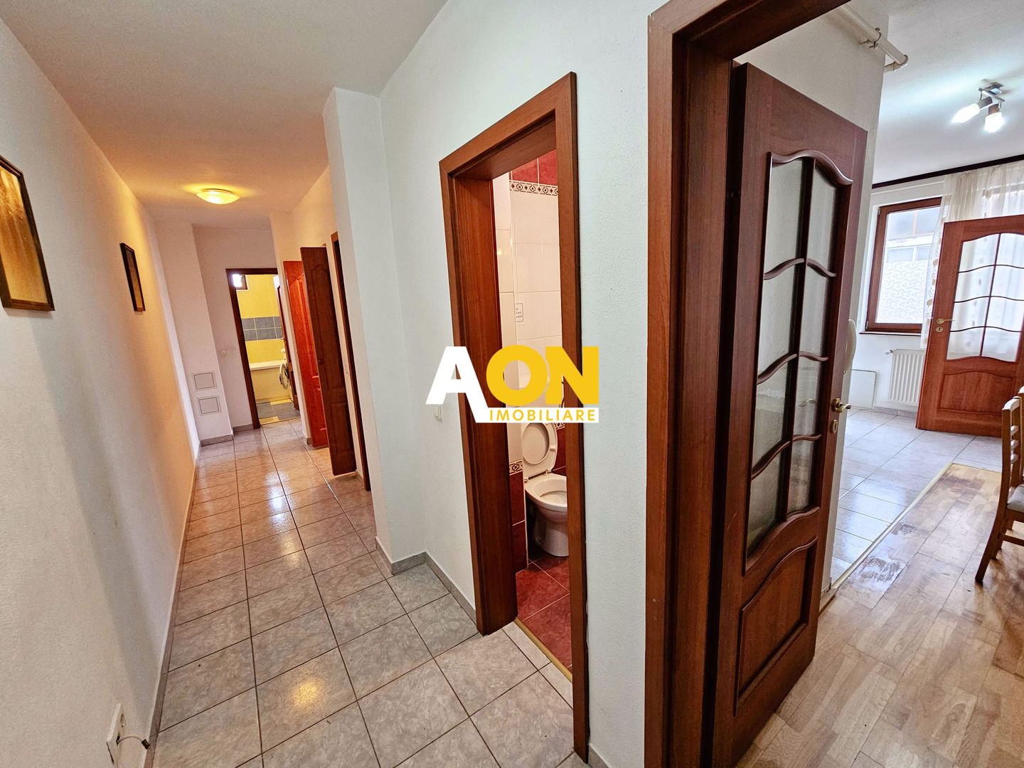 Apartament 3 camere, 71 mp utili, etaj 1, cu garaj, bloc nou, Cetate - Poză 1