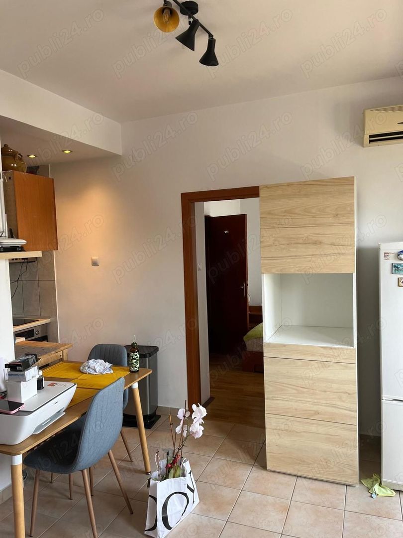 Vanzare Apartament 2 camere , etaj 3, centrală, mansardă și boxă - Cotroceni - Poză 5