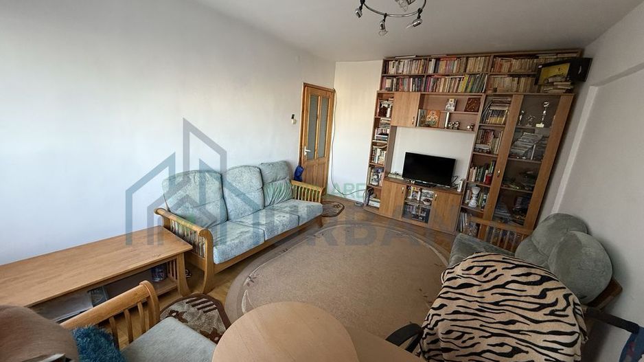 Apartament 3 camere, 73 mp, Bulevardul Socola, vis-a-vis de Granit - Poză 2