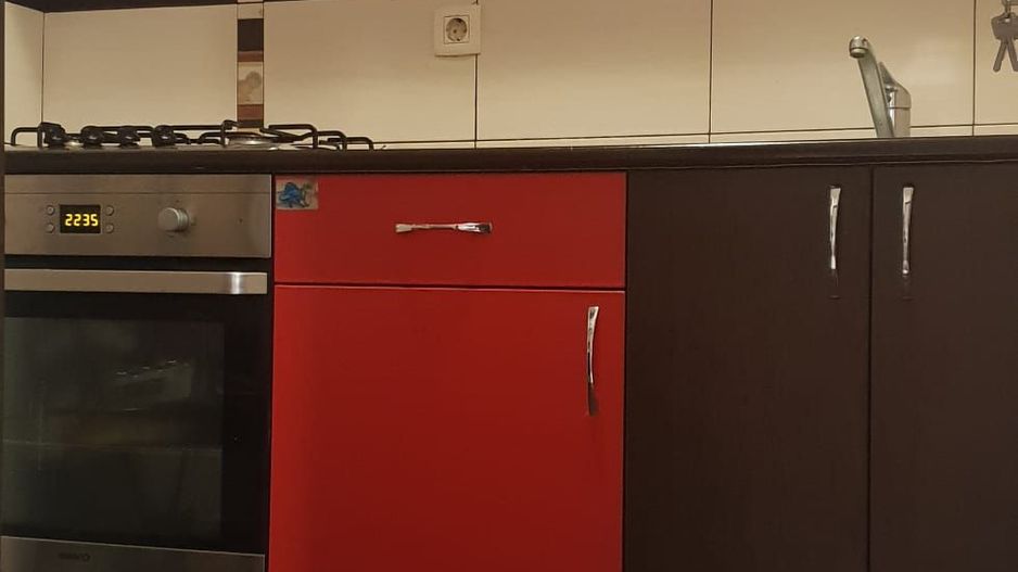 GARSONIERA - CRANGASI, BUCATARIE INCHISA, MOBILAT/UTILAT MODERN - Poză 4