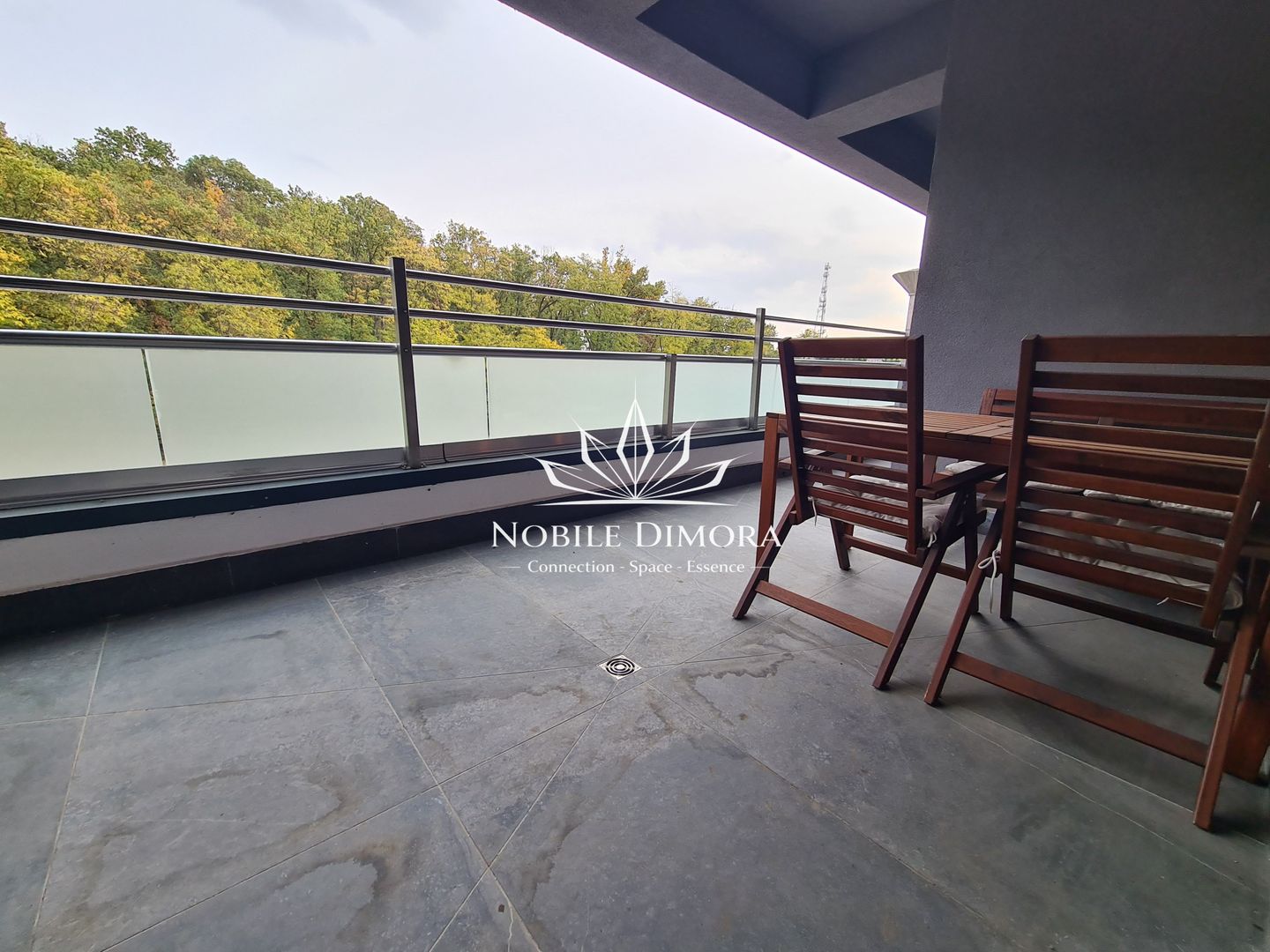 Apartament tip penthouse in Dumbravita langa Padure cu 3 camere - Poză 5