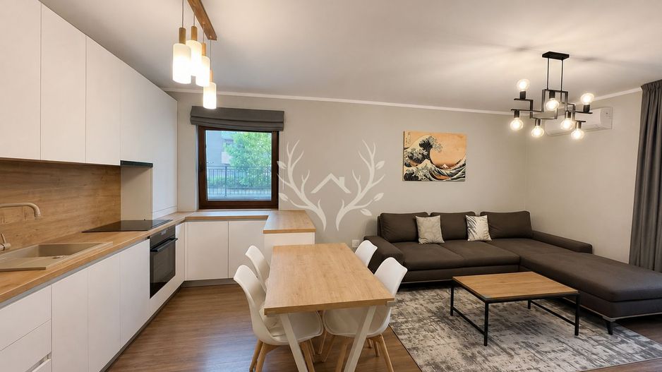 Apartament cu 3 camere in Ansamblul Lumina – Europa - Poză 1