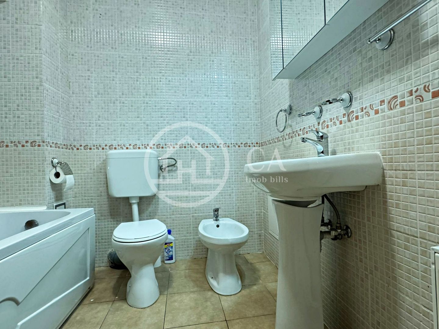 Apartament de închiriat cu 2 camere în Cartierul Soarelui, Bihor - Poză 10