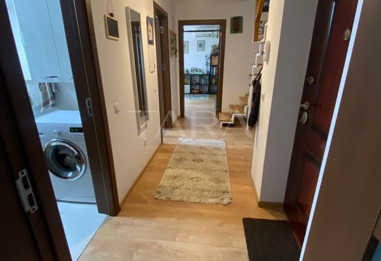 Apartament spațios cu 4 camere, în Baciu. - Poză 4