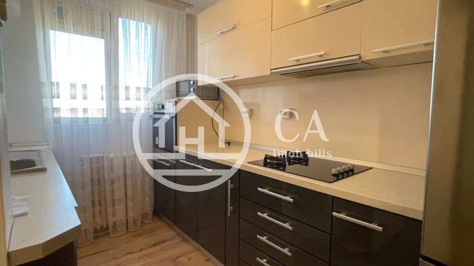 Apartament de inchiriat cu 3 camere in zona Decbal, Oradea. - Poză 8
