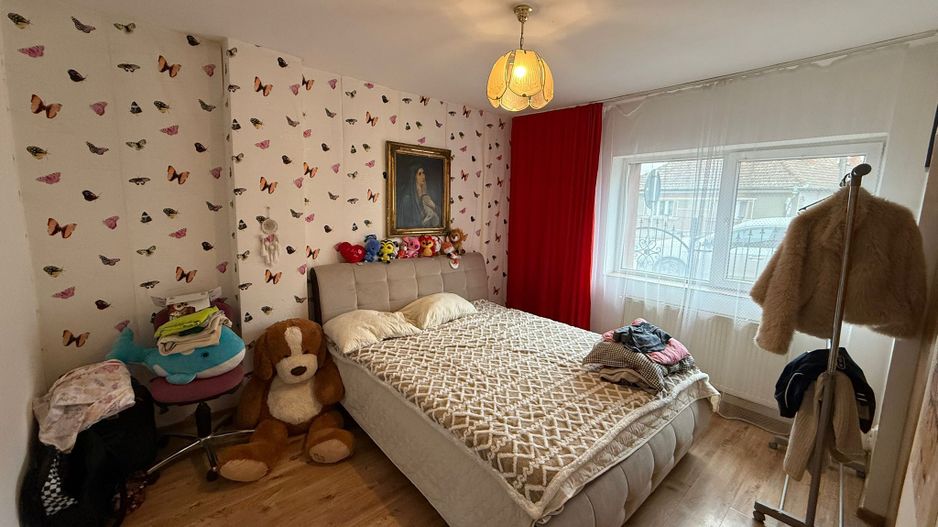 Casa spatioasa de vanzare plan parter in Osorhei - Poză 7