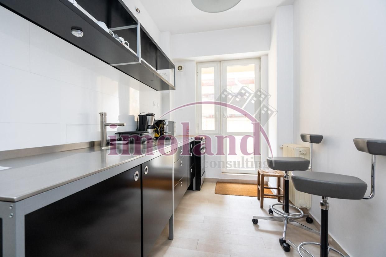 Apartament 4 camere vanzare Primaverii - Poză 3