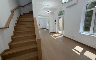 Casa/Vila 5 camere | Prima închiriere | 120 mp2 | Piața Victoriei - Poză 2