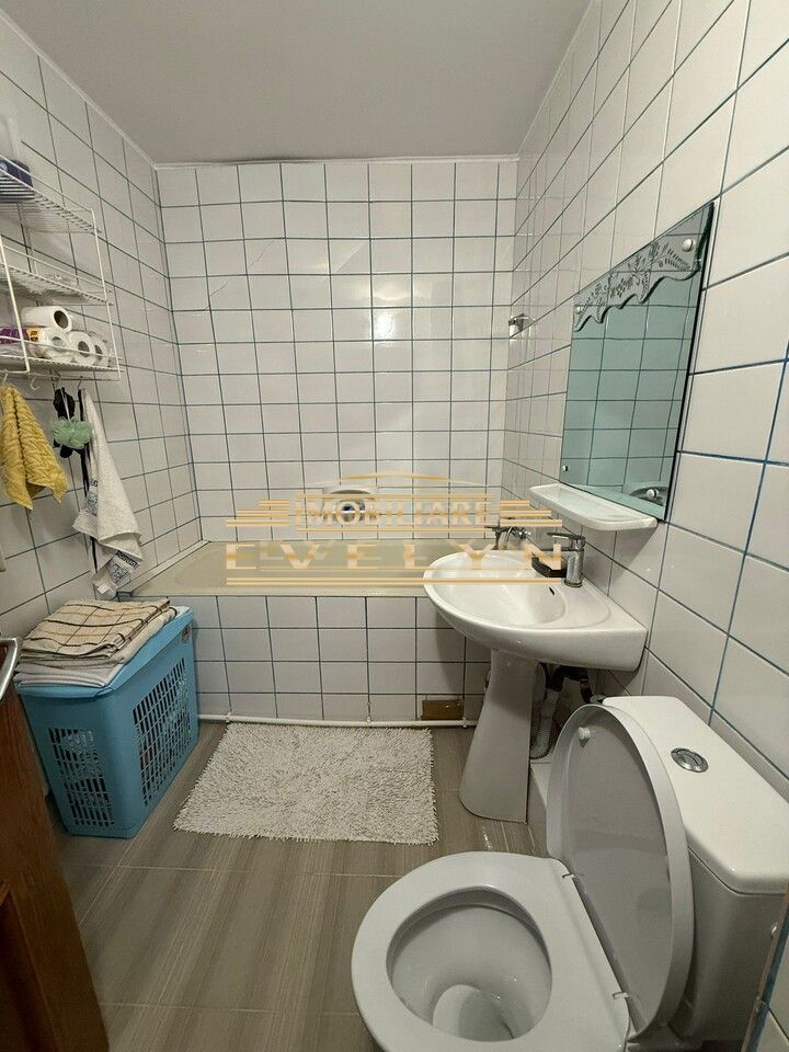 De vânzare apartament 3 camere – zona Pietonalul Transilvaniei (Piata Mare) - Poză 8