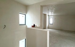 Vila moderna 6 camere // 190mp // teren 300mp // Tunari - Poză 12