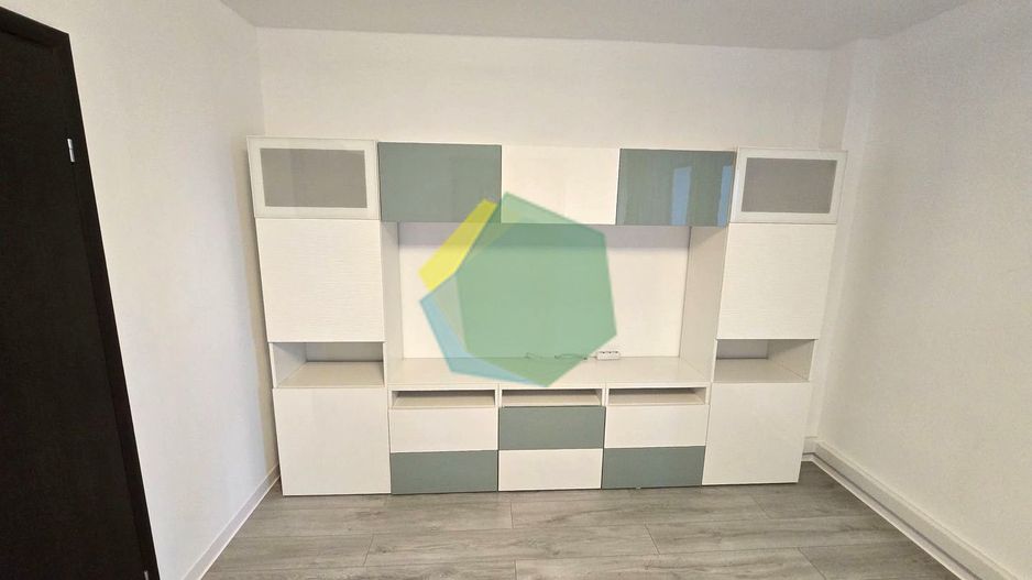Apartament cu 2 camere complet renovat | Loc de parcare – Otopeni - Poză 2