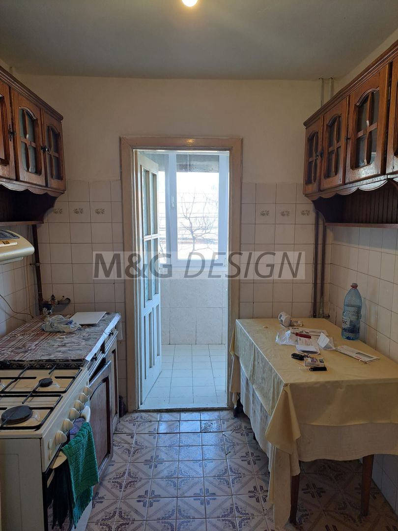 Apartament 3 camere Lipovei etaj 1 cu centrala - Poză 10