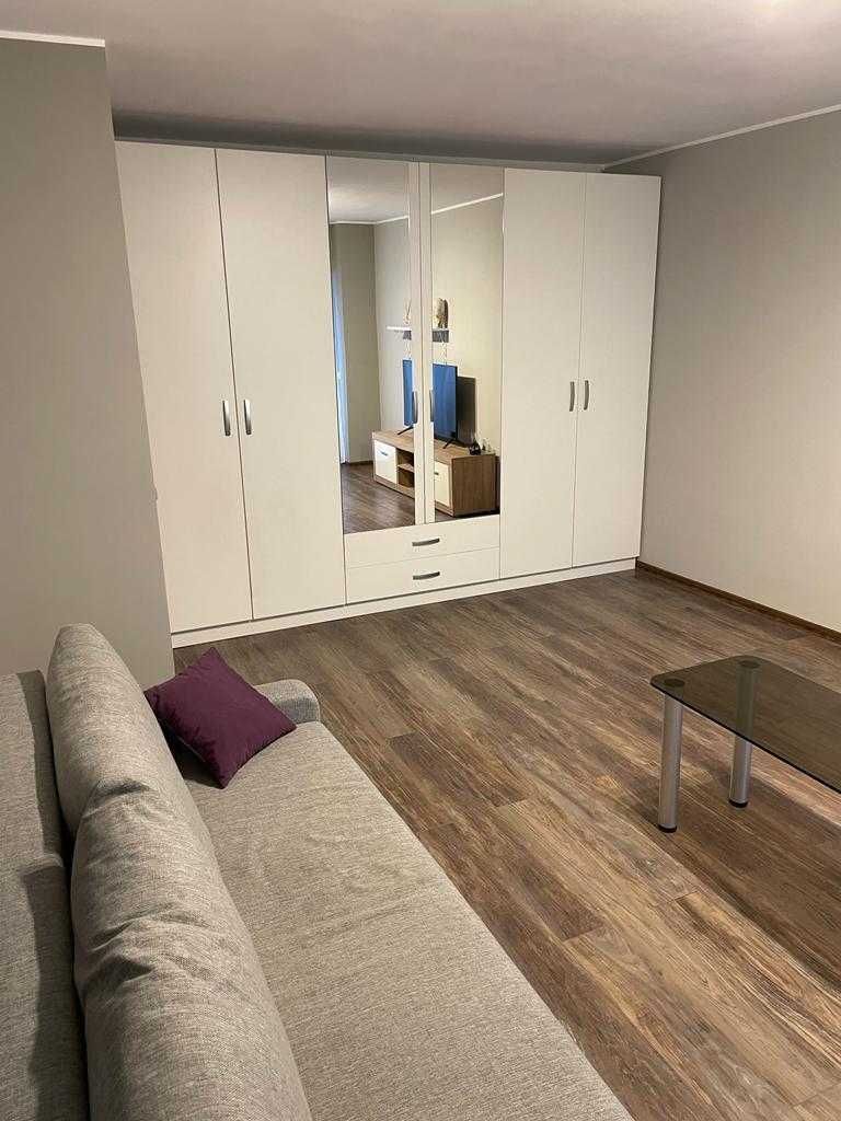 Garsonieră decomandată de închiriat Piața Sudului-Olteniței - Poză 1