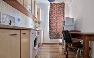 Apartament cu 2 camere, gradina si parcare de închiriat - Poză 1