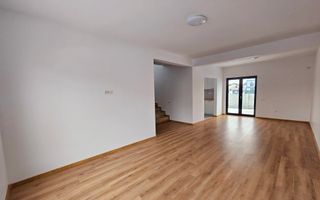 De inchiriat vila 4 camere - intrare comuna Berceni - Poză 4