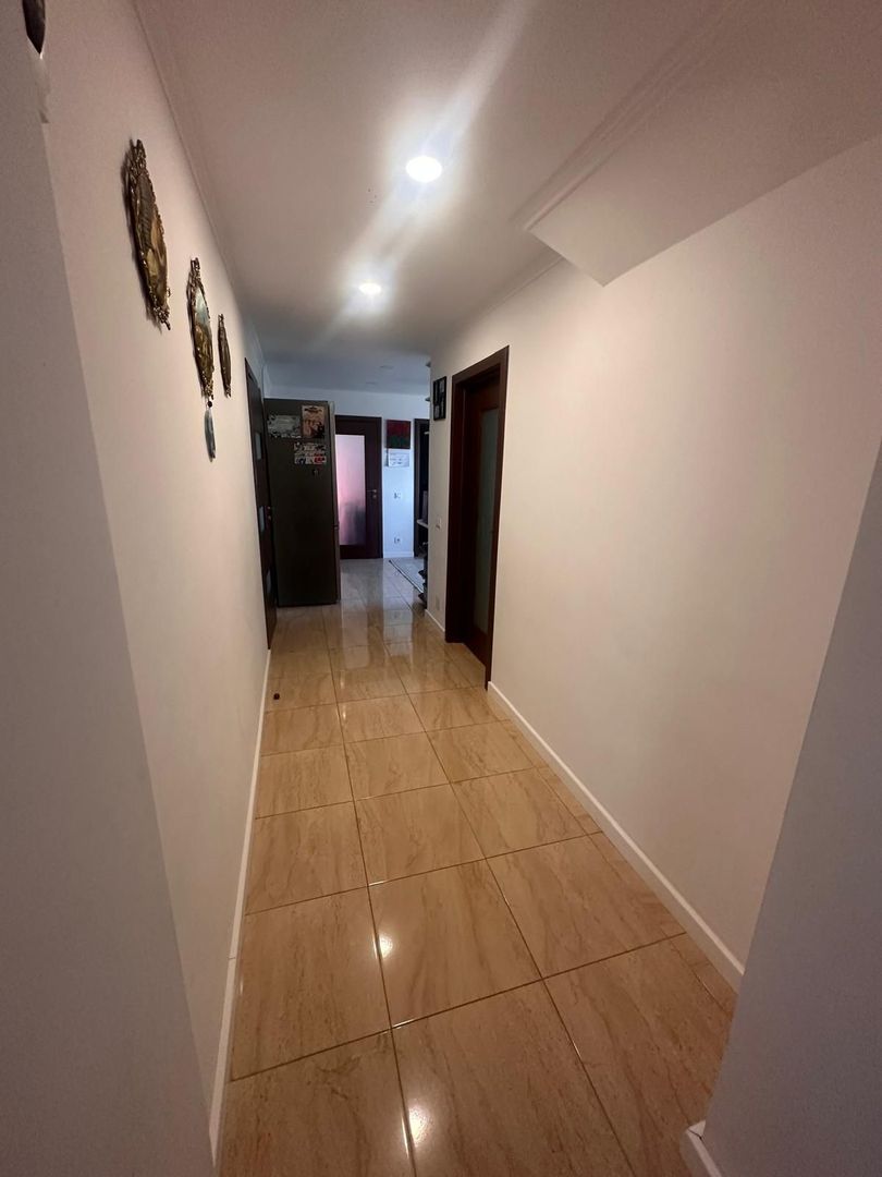 Ag BRASADAS vinde ap 3 cam etaj 2/2 Miroslava 71mp. - Poză 7