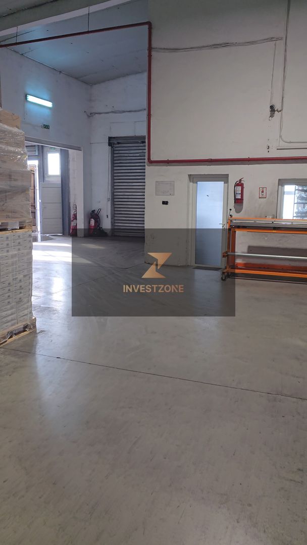 Vindem hala in Episcopia/Oradea - Poză 2