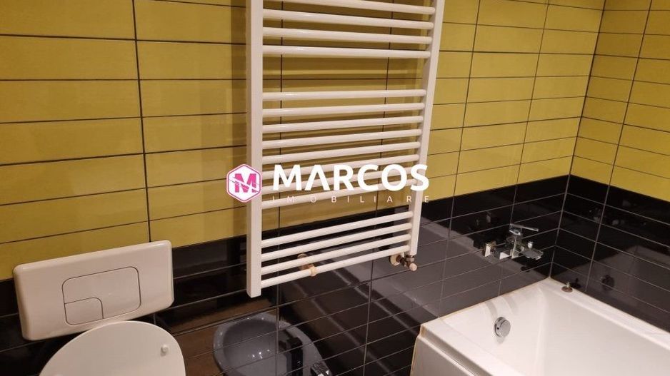 Apartament cu 3 camere de închiriat în zona Micro IV - Poză 8