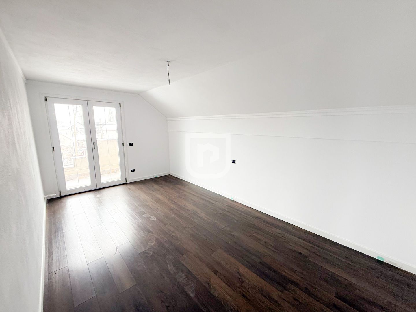 Casă S+P+E, 320 mp utili, teren 2.650 mp – zona Aurel Vlaicu, Suceava - Poză 5