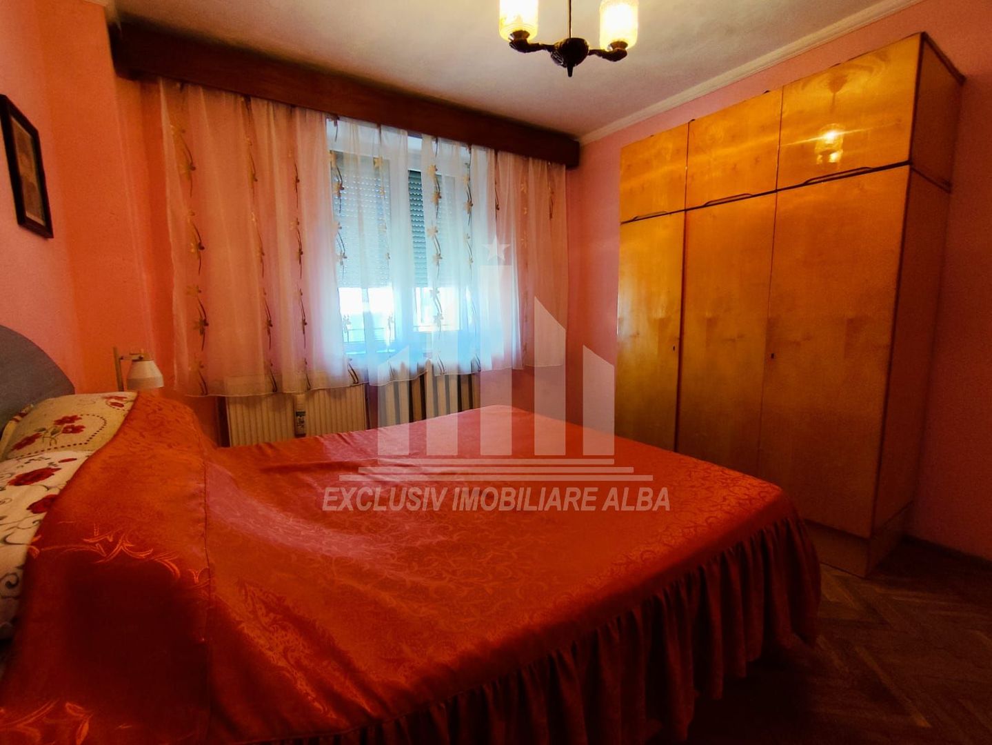 Apartament cu 4 camere decomandate, Centru - Poză 4