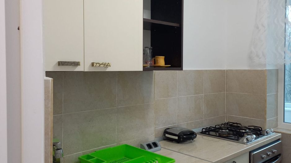 AP. 2 CAMERE BABA NOVAC, BUCATARIE INCHISA, MOBILAT/UTILAT COMPLET - Poză 6