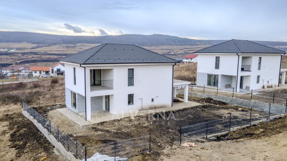 Casa individuala P+1 | 5 camere | 3 bai | 540mp teren | Chinteni - Poză 17