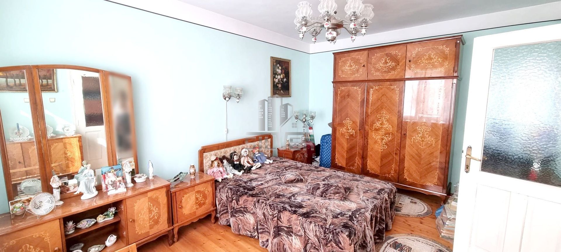 Casa pe 3 niveluri cu teren de 1900 mp in Com. Baisoara. - Poză 23